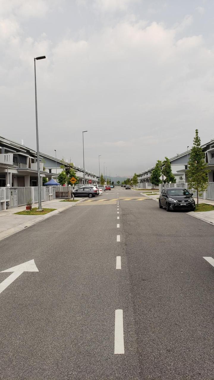 Sr Home-Stay @ Klia Kuala Lumpur Exterior foto